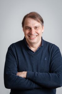 Das Bild zeigt den Leiter von KLARTEXT - Finanzielle Gesundheit